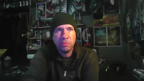 Snapshot of _longfellow chatting on November 2025 07:58:01 PM That guy online show from November 2025 07:58:01 PM