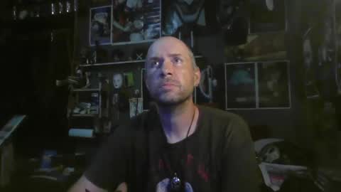 Snapshot of _longfellow chatting on November 2025 09:20:01 PM That guy online show from November 2025 09:20:01 PM