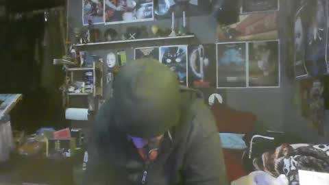 Snapshot of _longfellow chatting on November 2025 02:11:01 AM That guy online show from November 2025 02:11:01 AM