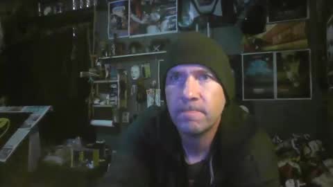 Snapshot of _longfellow chatting on November 2025 07:02:01 PM That guy online show from November 2025 07:02:01 PM