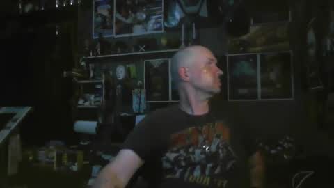 Snapshot of _longfellow chatting on November 2025 07:19:01 AM That guy online show from November 2025 07:19:01 AM