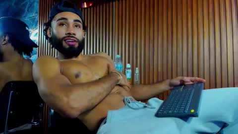 _luca_flame online show from September 2025 03:42:02 AM