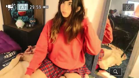 Snapshot of _lucy_white_ chatting on October 2025 03:09:02 AM Lucy online show from October 2025 03:09:02 AM