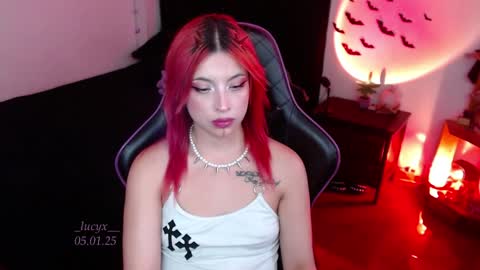 Queen.  Help me reach 100 thumbs up  online show from January 2025 09:03:01 PM