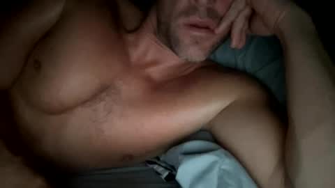 _lululeo_ online show from October 2025 04:32:02 AM