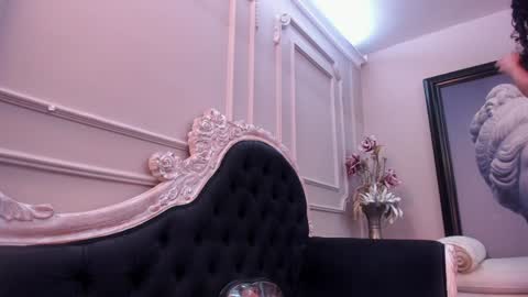 Snapshot of _luna_dupont_ chatting on December 2024 12:22:02 PM Luna online show from December 2024 12:22:02 PM