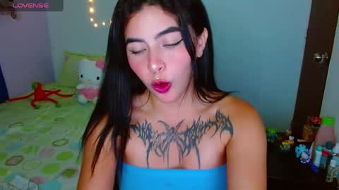 luna torres online show from March 2025 12:17:02 AM