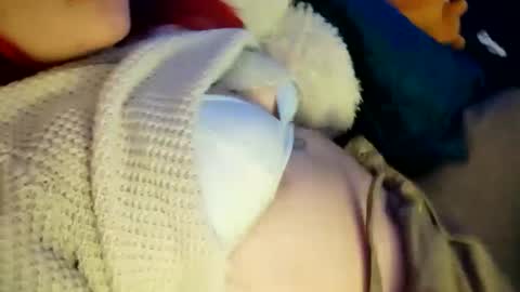 _lunaa__ online show from December 2024 12:47:01 AM