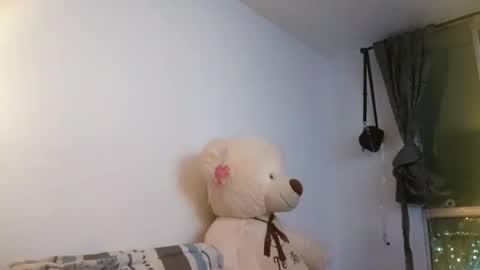 _lunaa__ online show from January 2025 12:16:02 AM