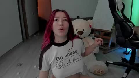 _lunaa__ online show from February 2025 05:48:01 AM