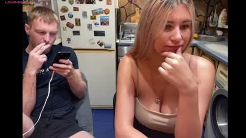 Snapshot of _magic_kis chatting on June 2026 11:41:02 AM _magic_kis online show from June 2026 11:41:02 AM