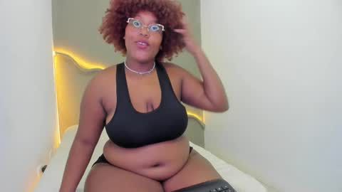 Snapshot of _magu chatting on November 2025 07:36:02 PM Magu online show from November 2025 07:36:02 PM