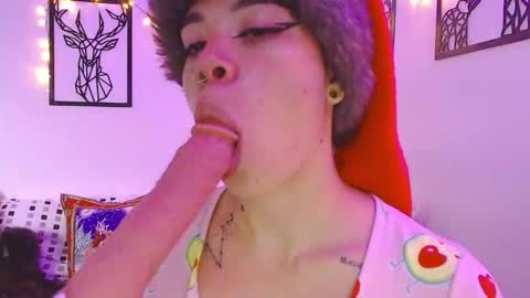 Snapshot of _marcela_wi chatting on December 2024 10:21:02 PM Marce online show from December 2024 10:21:02 PM