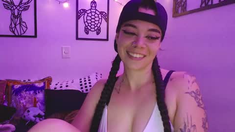 Snapshot of _marcela_wi chatting on December 2024 11:13:02 PM Marce online show from December 2024 11:13:02 PM