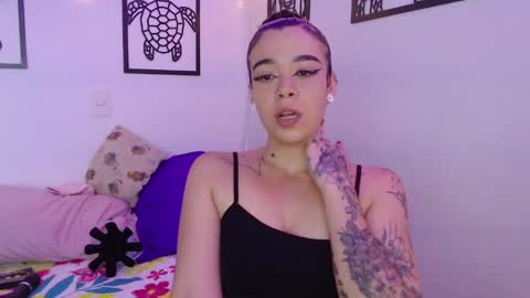 Snapshot of _marcela_wi chatting on January 2025 10:19:01 PM Marce online show from January 2025 10:19:01 PM