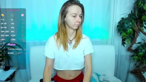 Snapshot of _mari_so chatting on November 2025 11:29:01 AM Scarlett online show from November 2025 11:29:01 AM