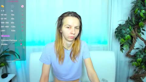 Snapshot of _mari_so chatting on November 2025 11:36:02 AM Scarlett online show from November 2025 11:36:02 AM