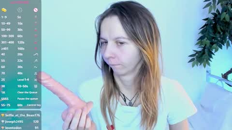 Scarlett online show from March 2026 06:37:01 AM