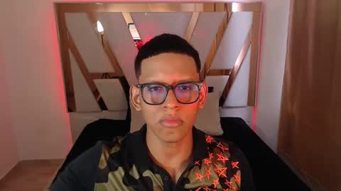 mark and coral online show from February 2025 07:46:01 PM