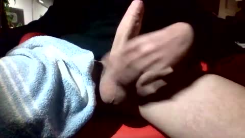 masked boy online show from December 2025 05:19:02 PM