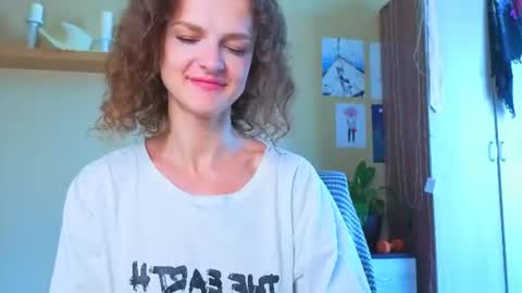 Sophia online show from June 2026 02:44:01 AM