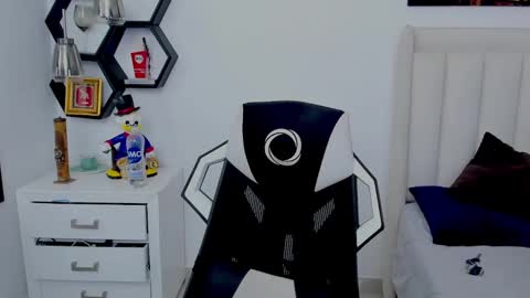 Snapshot of _matthew_santos_ chatting on December 2024 10:15:02 PM _matthew_santos_ online show from December 2024 10:15:02 PM