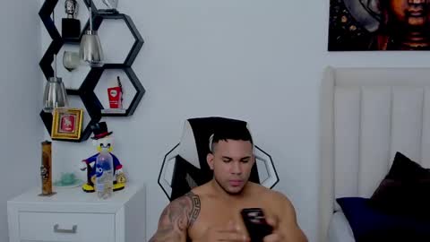 Snapshot of _matthew_santos_ chatting on December 2024 01:43:02 PM _matthew_santos_ online show from December 2024 01:43:02 PM