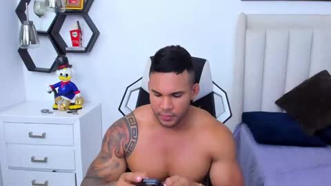 Snapshot of _matthew_santos_ chatting on January 2025 04:59:01 AM _matthew_santos_ online show from January 2025 04:59:01 AM