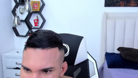 Snapshot of _matthew_santos_ chatting on January 2025 11:13:02 AM _matthew_santos_ online show from January 2025 11:13:02 AM