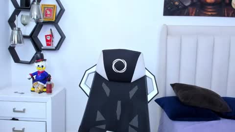 Snapshot of _matthew_santos_ chatting on January 2025 12:31:02 AM _matthew_santos_ online show from January 2025 12:31:02 AM