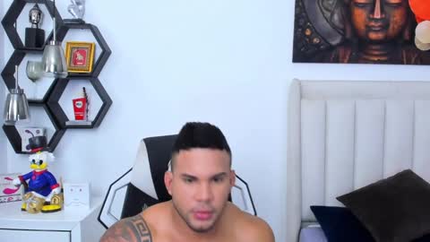 Snapshot of _matthew_santos_ chatting on February 2025 12:06:02 AM _matthew_santos_ online show from February 2025 12:06:02 AM