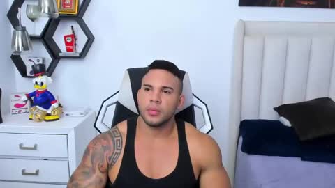 Snapshot of _matthew_santos_ chatting on February 2025 09:58:01 PM _matthew_santos_ online show from February 2025 09:58:01 PM