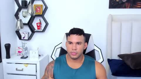 Snapshot of _matthew_santos_ chatting on March 2025 09:40:02 PM _matthew_santos_ online show from March 2025 09:40:02 PM