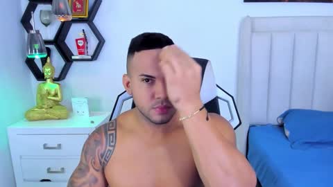 Snapshot of _matthew_santos_ chatting on October 2025 07:47:01 PM _matthew_santos_ online show from October 2025 07:47:01 PM