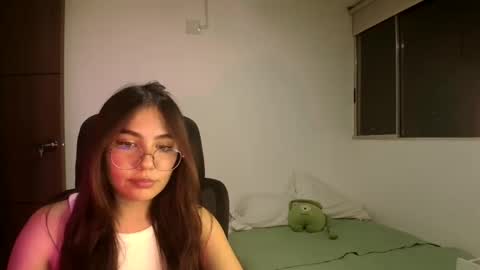 max and abby online show from May 2026 01:10:02 AM
