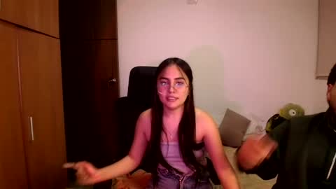 Snapshot of _maxxx1_ chatting on June 2026 01:49:01 AM max and abby online show from June 2026 01:49:01 AM