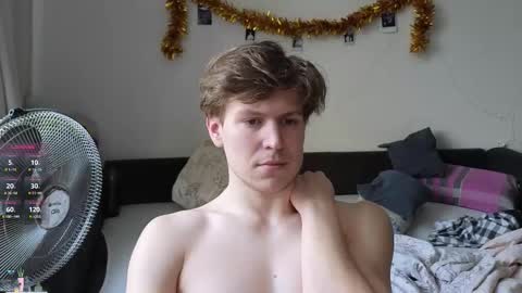 Snapshot of _medaed20_ chatting on January 2026 12:10:02 PM Medaed20 online show from January 2026 12:10:02 PM