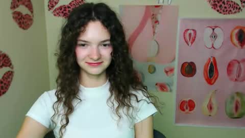 Susie online show from November 2025 07:18:02 AM