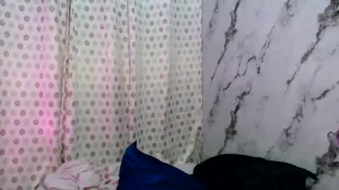 Snapshot of _mellyxxx chatting on June 2026 05:49:02 AM Melly online show from June 2026 05:49:02 AM