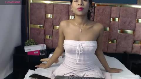 Snapshot of _mery67 chatting on July 2026 05:43:01 AM _mery67 online show from July 2026 05:43:01 AM