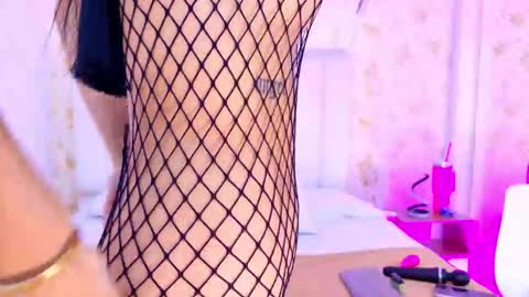 Mia Monroe online show from November 2025 07:43:01 PM