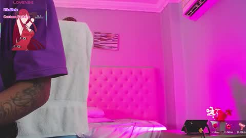 Snapshot of _miia_sweet chatting on November 2025 11:23:02 AM Paula online show from November 2025 11:23:02 AM