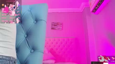 Snapshot of _miia_sweet chatting on November 2025 12:04:01 PM Paula online show from November 2025 12:04:01 PM