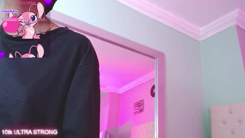 Snapshot of _miia_sweet chatting on February 2026 11:28:02 AM Paula online show from February 2026 11:28:02 AM