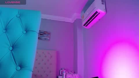 Snapshot of _miia_sweet chatting on February 2026 11:11:01 AM Paula online show from February 2026 11:11:01 AM