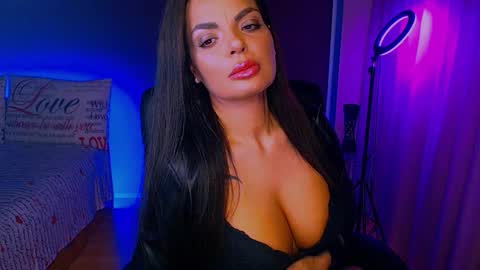 Milani online show from January 2026 06:24:01 PM