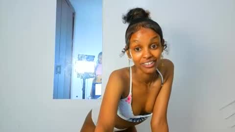 Mimi online show from March 2026 05:08:02 AM