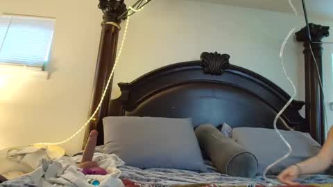 Mina online show from January 2025 10:23:01 PM