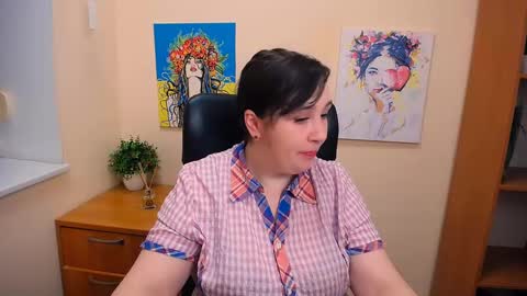 Snapshot of _miranda_sun chatting on March 2025 11:50:01 AM Miranda online show from March 2025 11:50:01 AM