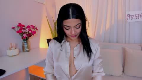 Miss Chanel online show from February 2026 10:37:02 AM